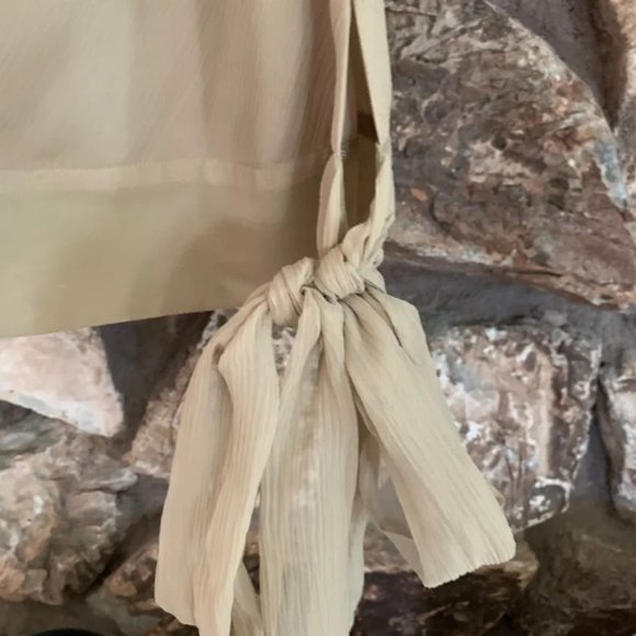 Alfani Silk Top size small - Picture 2 of 3